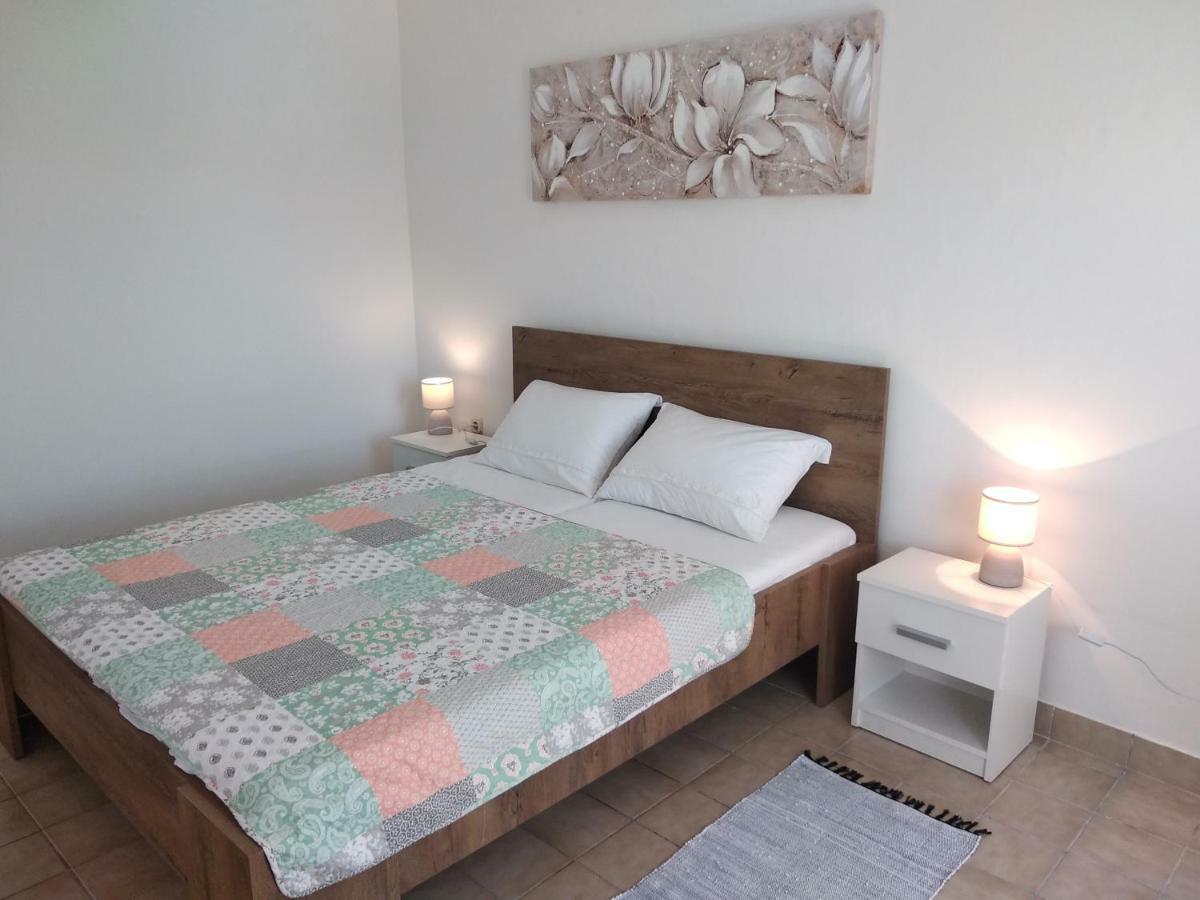 Willa Kuca Za Odmor Matko House Matko Pag Town Zewnętrze zdjęcie
