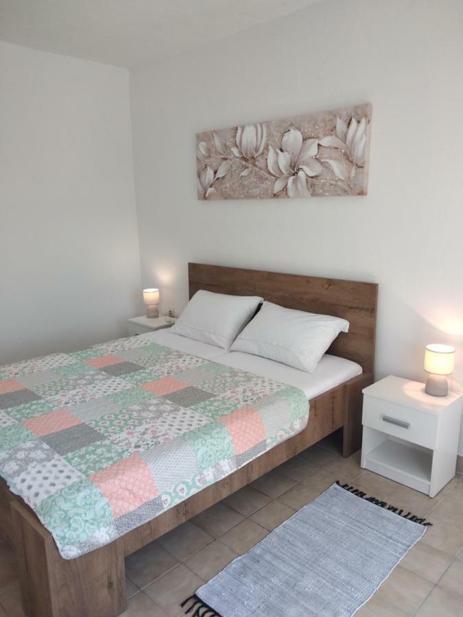 Willa Kuca Za Odmor Matko House Matko Pag Town Zewnętrze zdjęcie